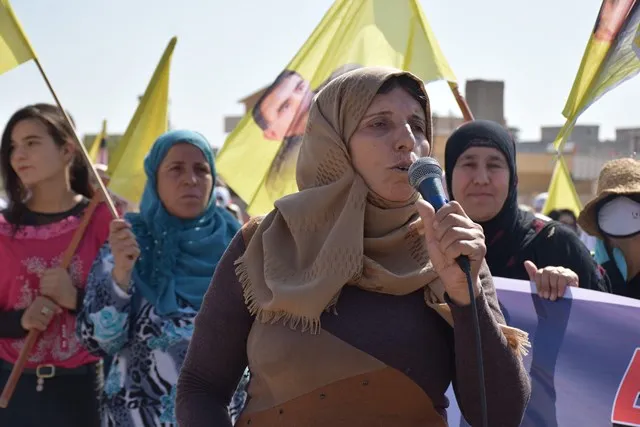 ​​​​​​​Şêniyên Qamişloyê: Rêber Ocalan sembola aştiyê ye