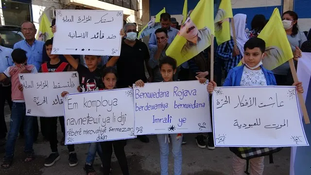 ​​​​​​​Şêniyên Qamişloyê: Rêber Ocalan sembola aştiyê ye