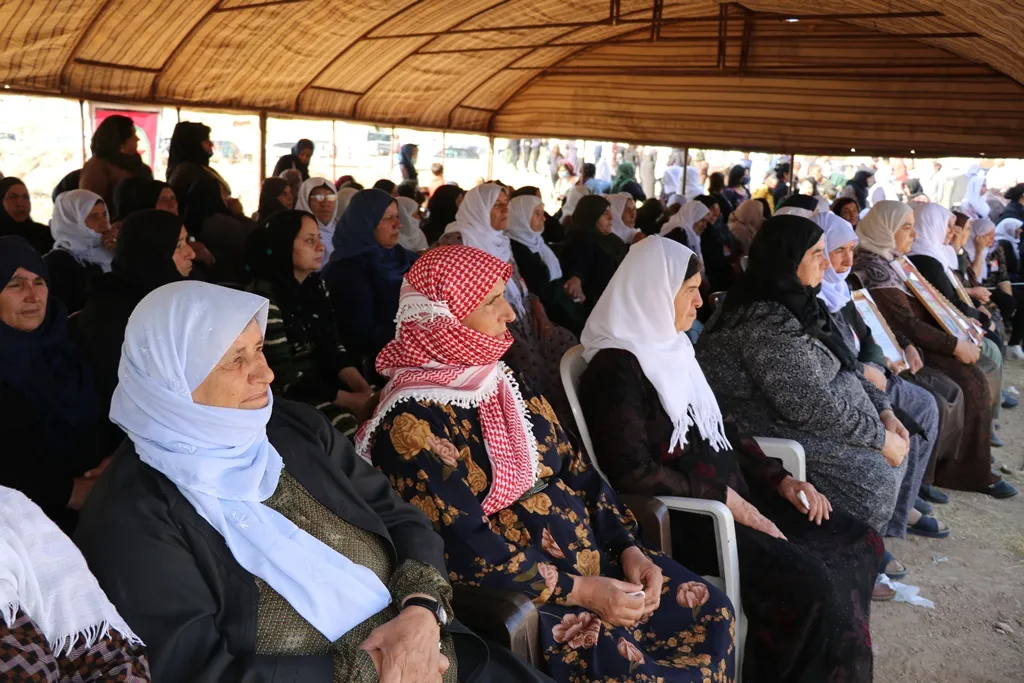 Malbatên şehîdan: Rêber Ocalan bi vîn, felsefe û projeya xwe li ber xwe dide