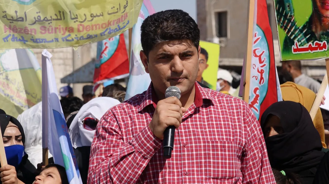 Şêniyên Tebqayê li dijî sûcên dewleta Tirk a dagirker ên li herêmên dagirkirî meşiyan