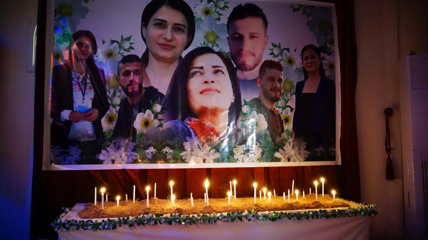 Hevrîn Xelef û Ferhad Remedan li Tebqayê hatin bibîranîn