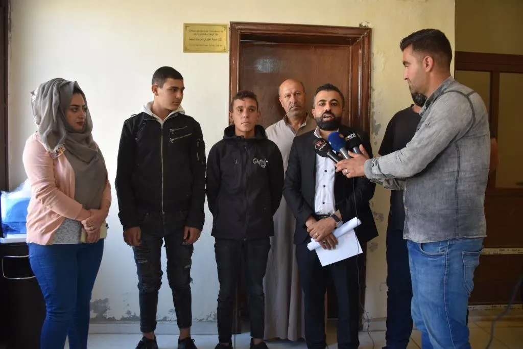 Nivîsgeha Parastina Zarokan ji Şerê Çekdarî 2 zarok radestî malbatên kirin