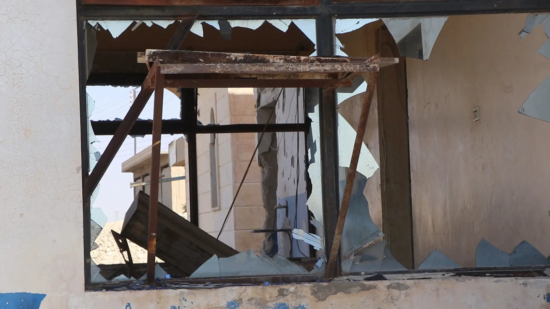 Dewleta Tirk û çeteyên wê ev 3 roj in Eyn Îsayê topbaran  dike
