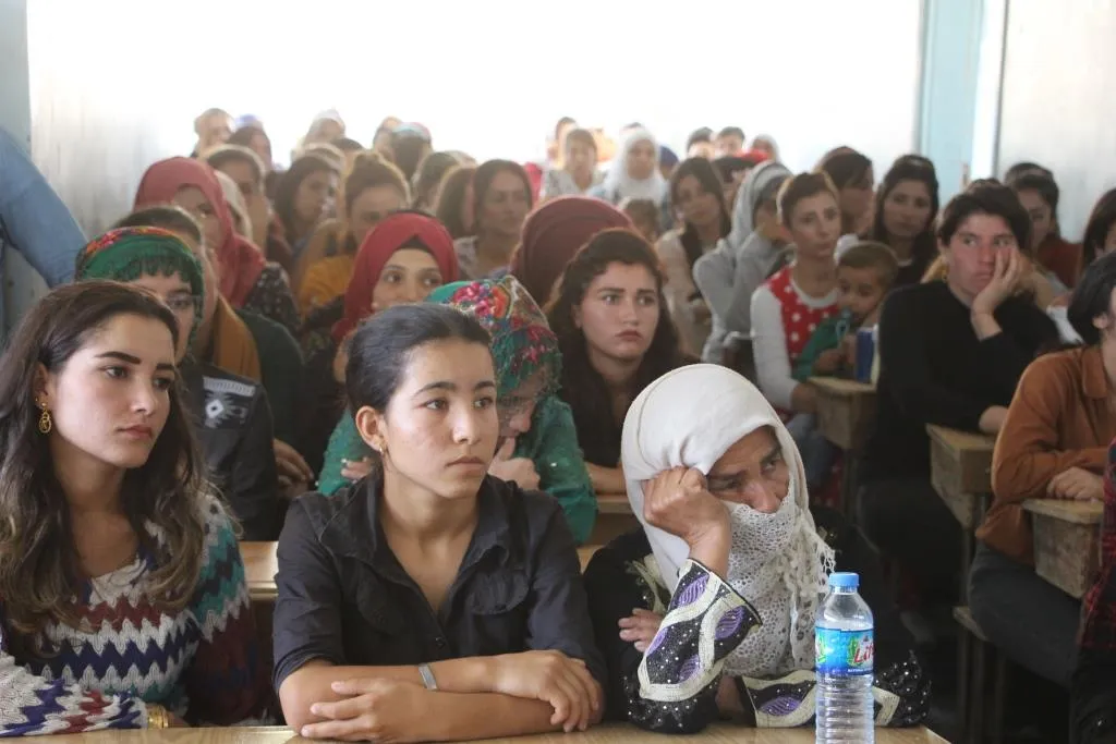 PYD civînên bi gel re didomîne