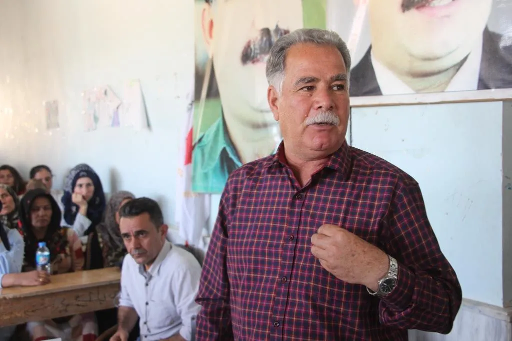 PYD civînên bi gel re didomîne