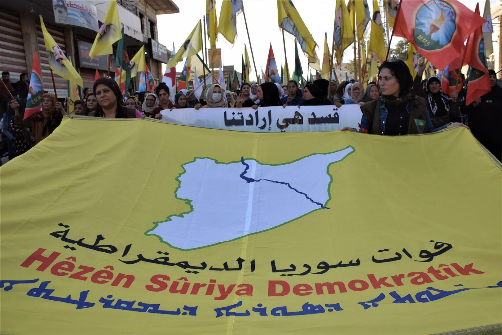Şêniyên herêma Cizîrê: QSD'ê hêza rewa ya tekane li herêmê ye
