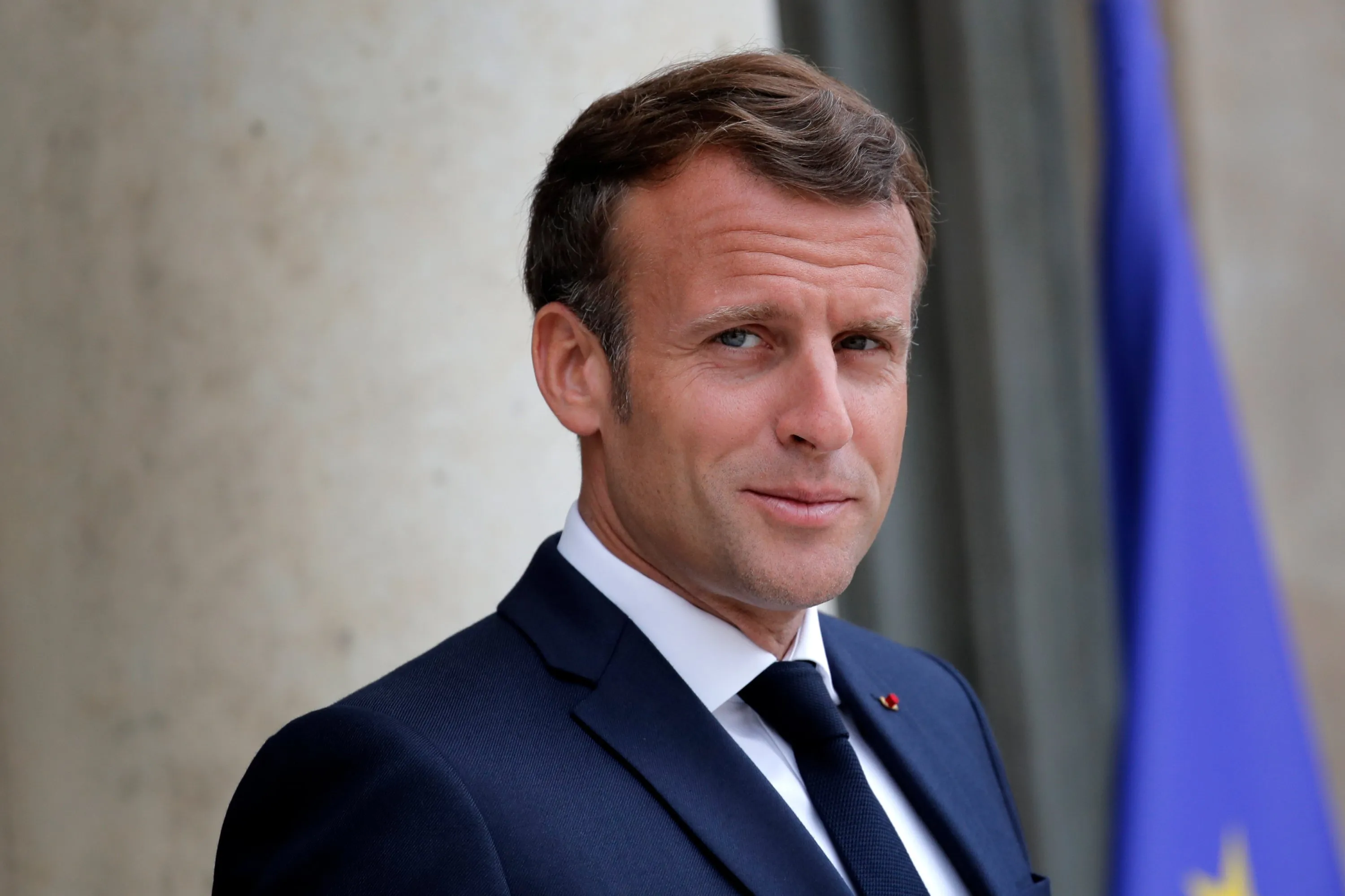 ​​​​​​​Macron: Em ê tevdîrên li welat bêhtir bişidînin