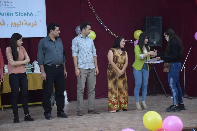 Xelatên Pêşbirka "Nivîskarê Pêşerojê" hatin belavkirin