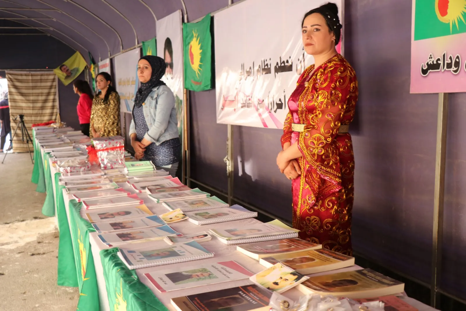 Kongreya Star pêşangeha pirtûkên rêber Abdullah Ocalan li Helebê vekir