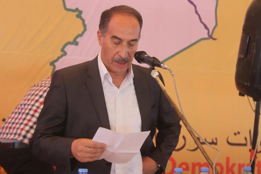 Du malbatên Dirbêsiyê ku ji 90 salî ve bi nakok in li hev hatin