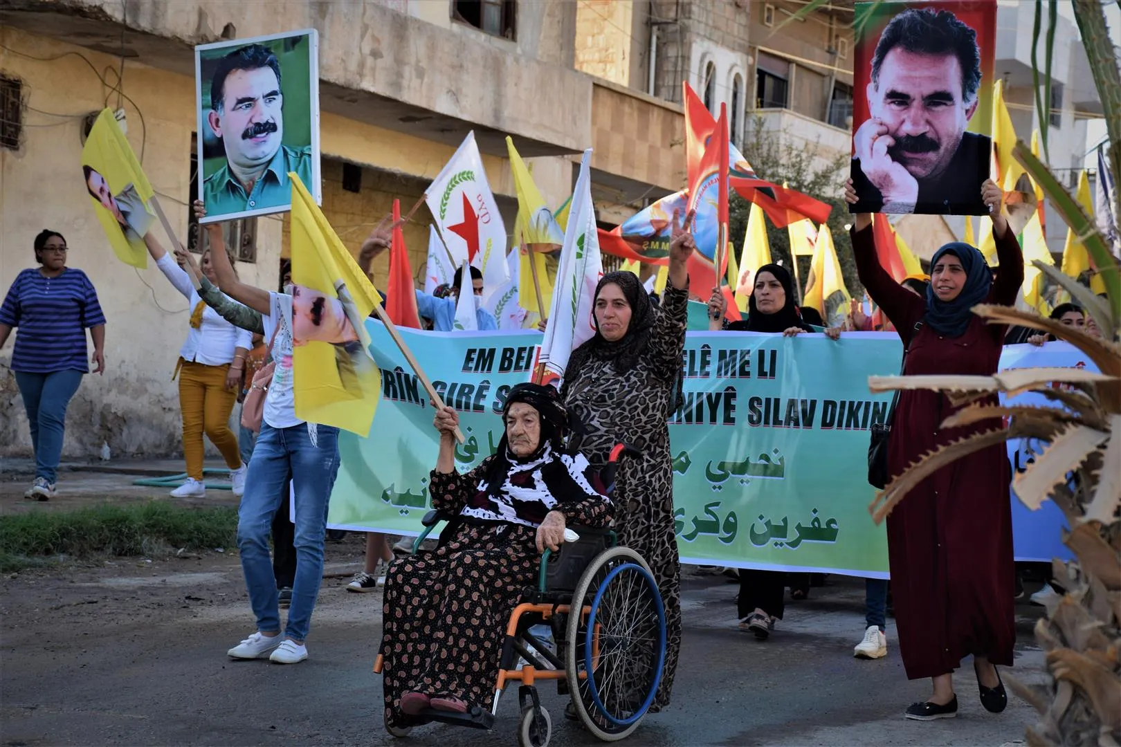 Komploya 9'ê Cotmehê bi meşeke girseyî li Hesekê hate şermezarkirin