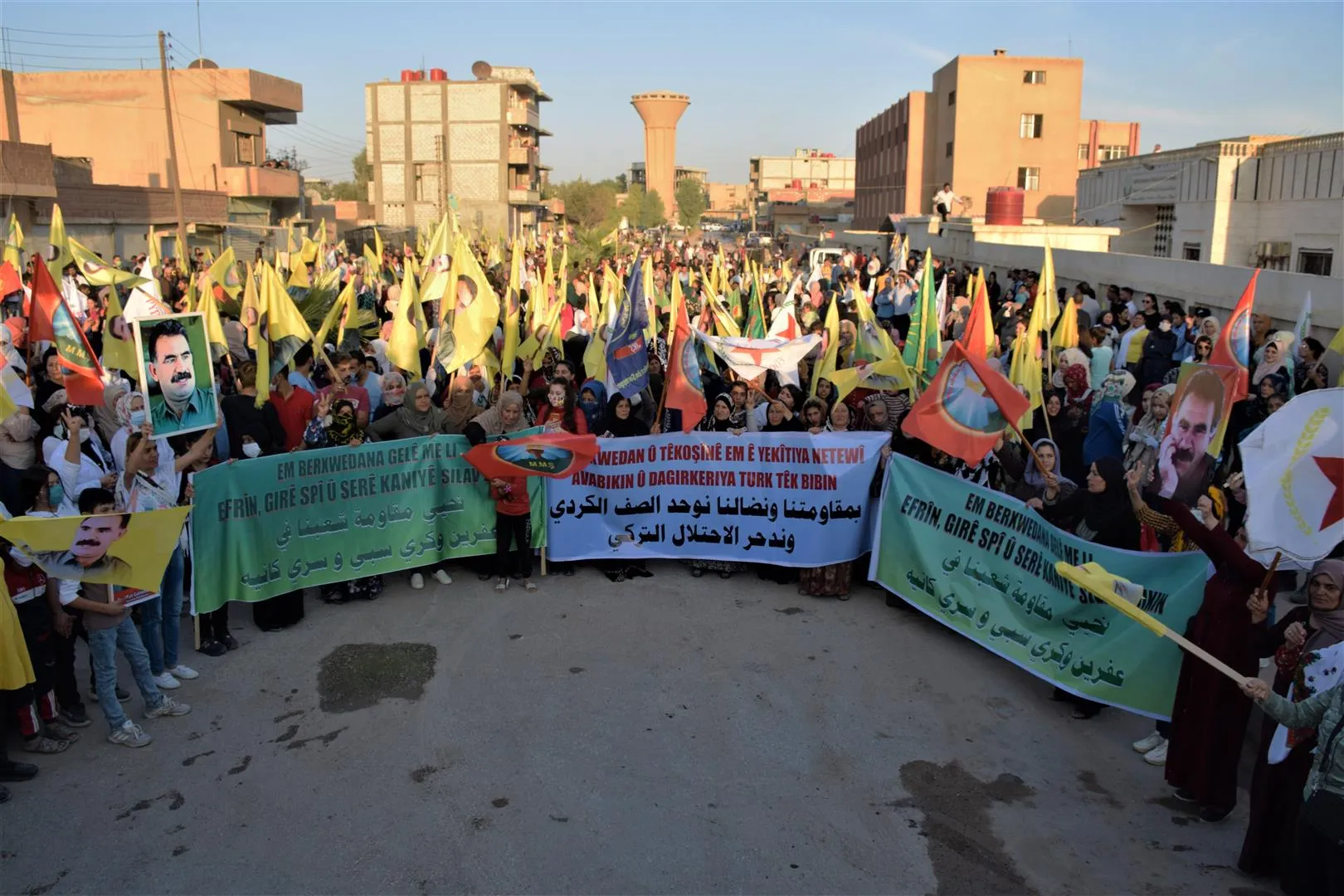 Komploya 9'ê Cotmehê bi meşeke girseyî li Hesekê hate şermezarkirin