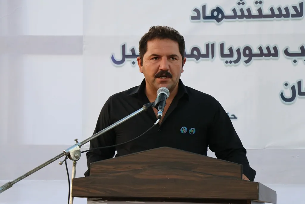 Şehîd Hevrîn Xelef û Ferhad Remedan li ser gorên xwe hatin bibîranîn