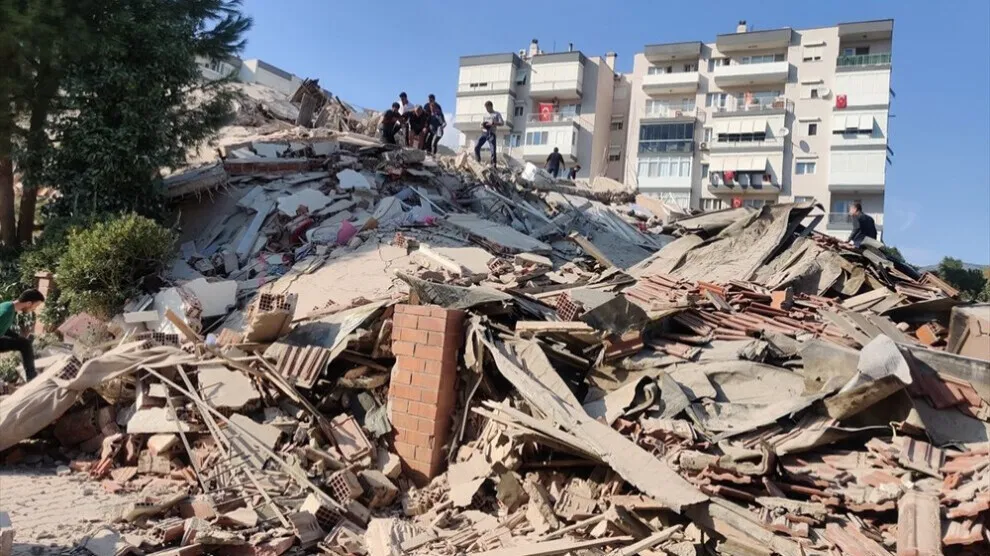 ​​​​​​​Hejmara qurbaniyên erdheja li Îzmîrê ya Tirkiyê bû 115