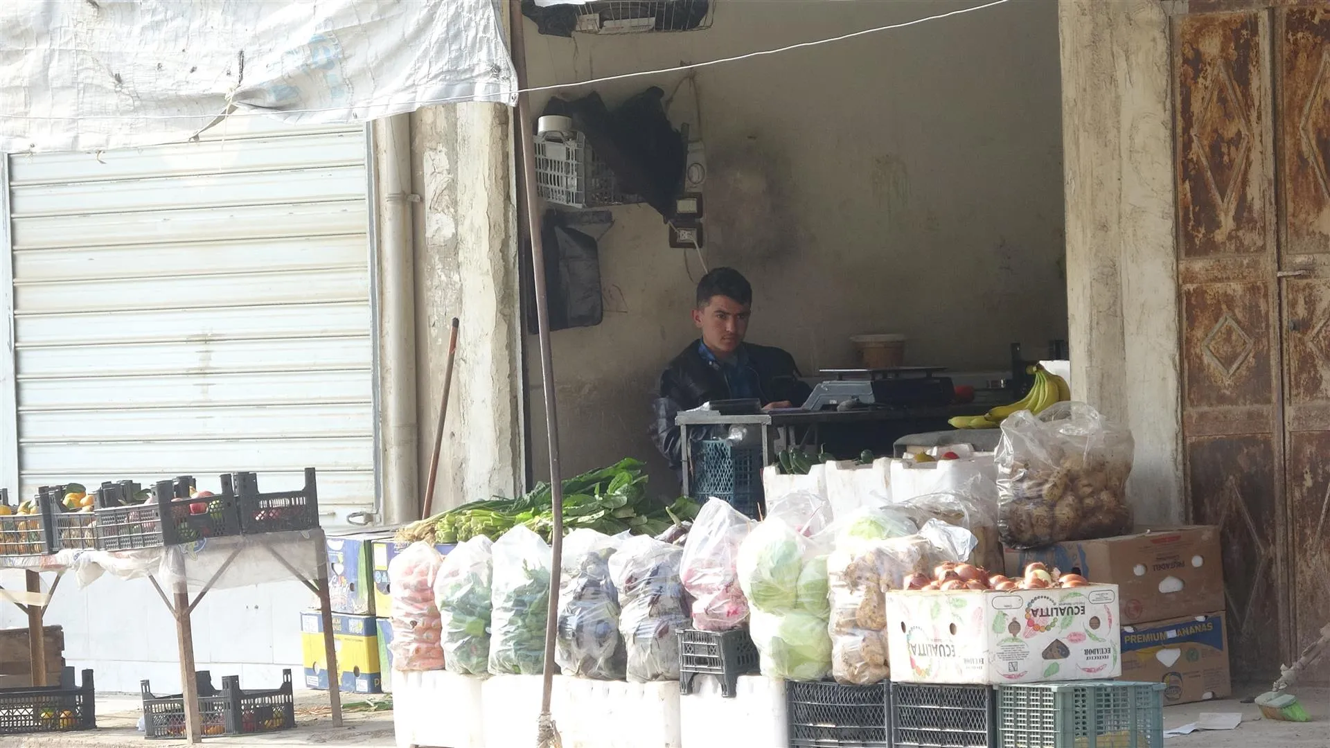 Li Hesekê, qedexe di roja sêyemîn de ye