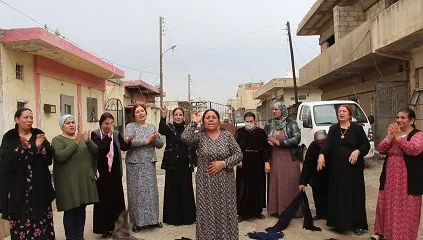 Dayikên şehîdan û saziyên sivîl: Dijminê me Kurdan yek e, divê şerê birakujiyê çênebe