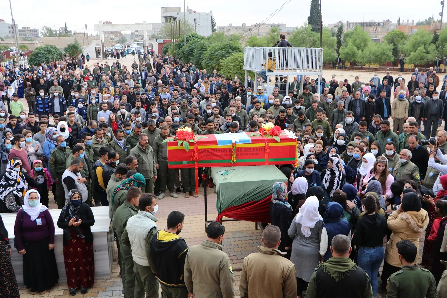 Şêniyên Qamişloyê şehîdekî Hêzên Ewlekariya Hundirîn oxir kir
