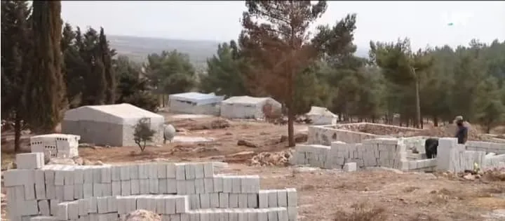 Rêxistineke hiqûqî: Dewleta Tirk a dagirker li gundên êzidiyan ên Efrînê dest bi avakirina avahiyan kir