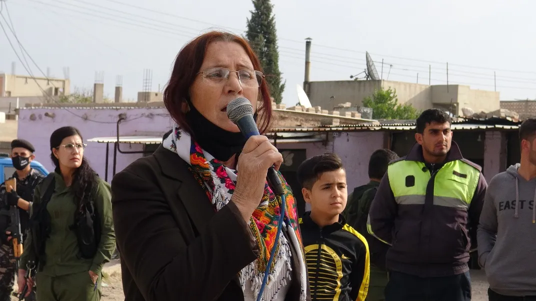 ꞌLi welatekî ku jin lê têne qetilkirin, ez ê nebin welatîꞌ