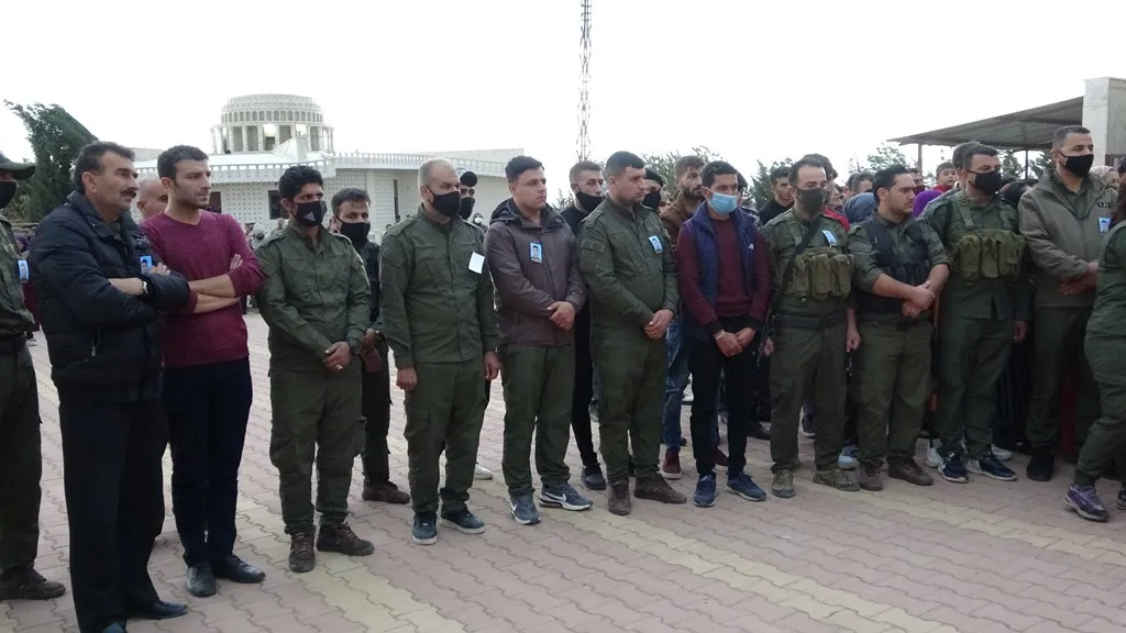 Şêniyên Dêrikê cenazeyên 4 şehîdan oxir kirin
