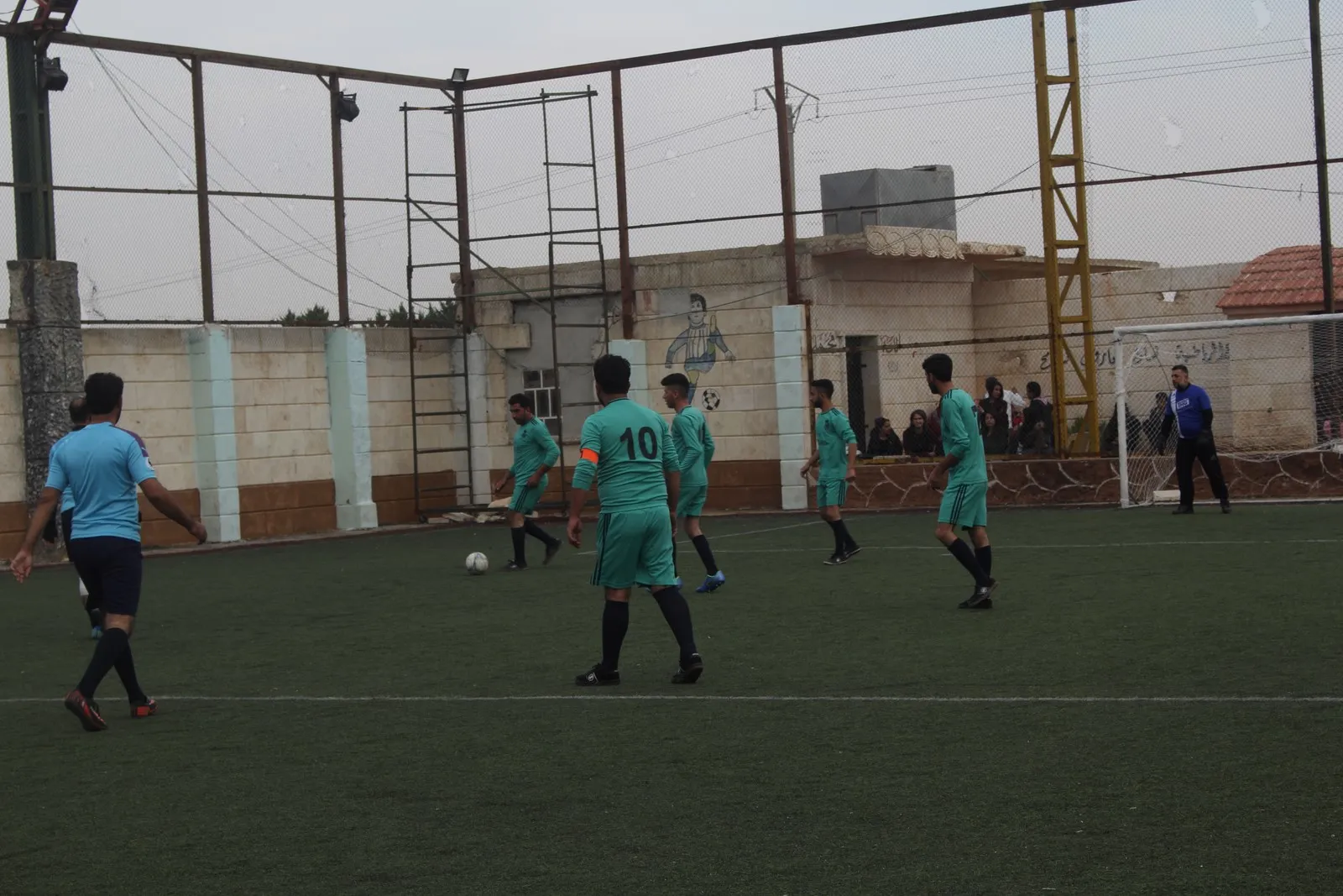 Turnuveya futbolê ya herêma Efrînê dest pê kir