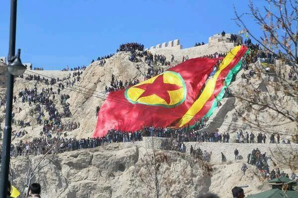 Nivîskar Xelîl Cemal: Li dijî PKK’ê, rola Harpagos dane PDK’ê  