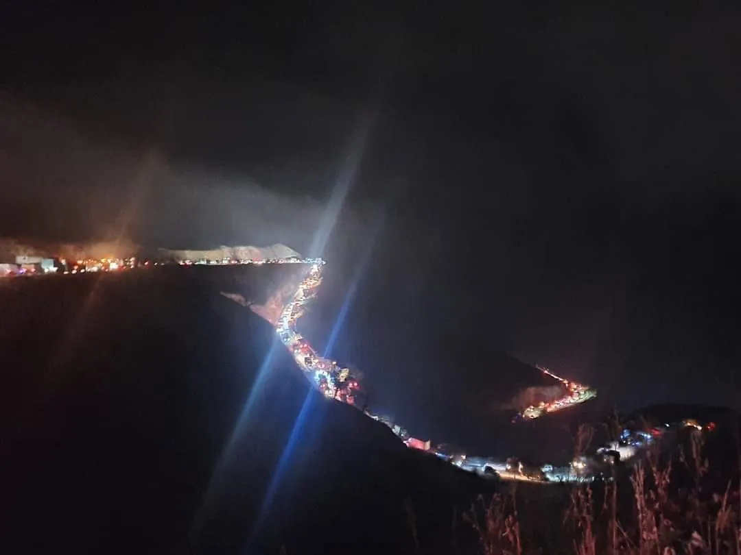 Ermenên Qerebaxê malên xwe dişewitînin: Em ji Tirkan re nahêlin