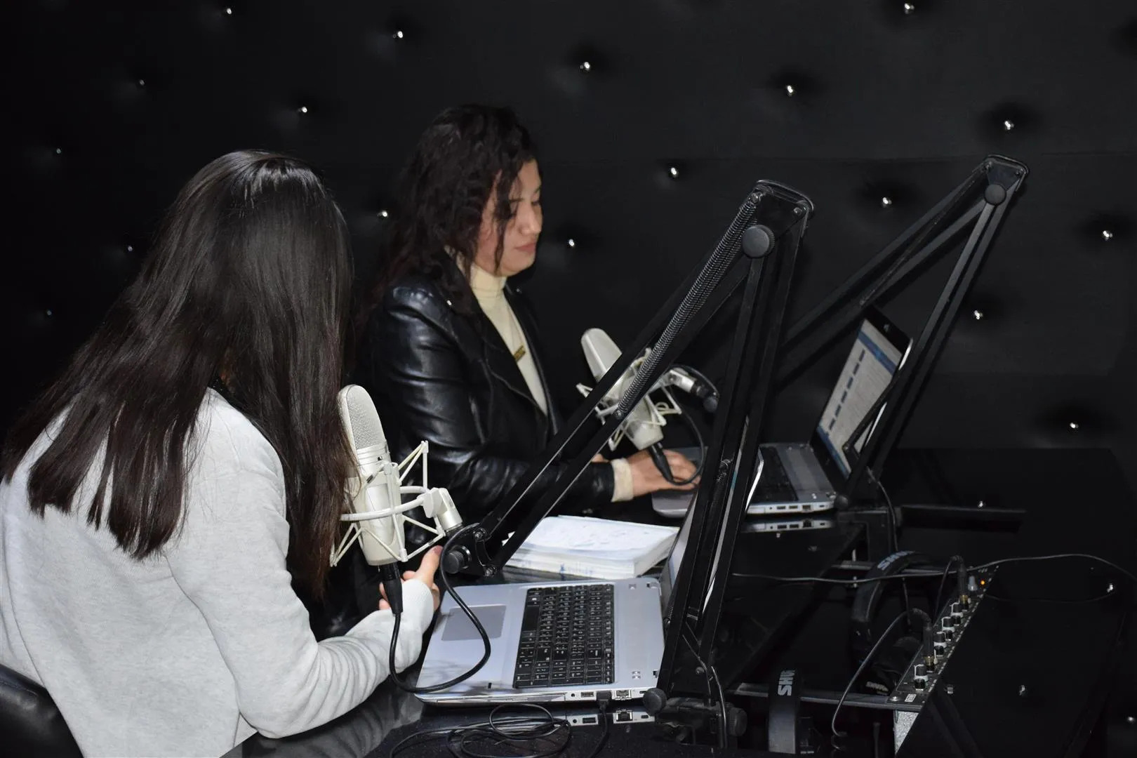 Star FM li Bakurê Sûriyê bûye dengê jinan