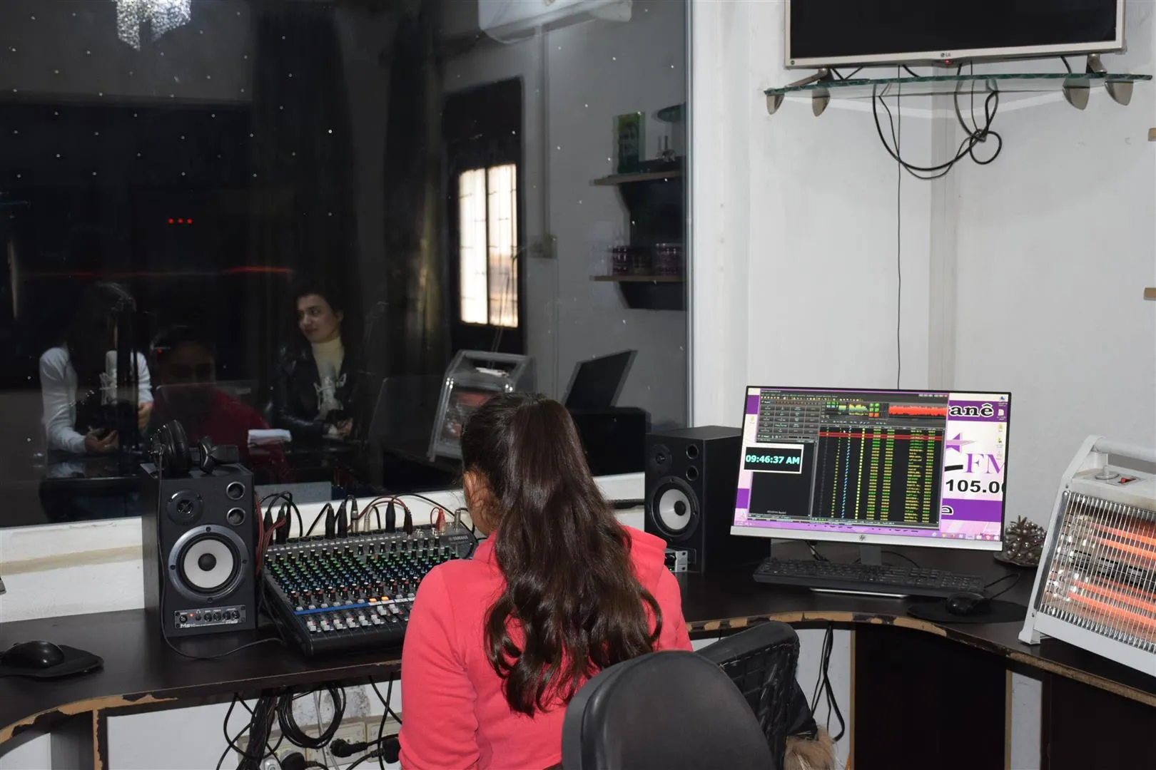 Star FM li Bakurê Sûriyê bûye dengê jinan