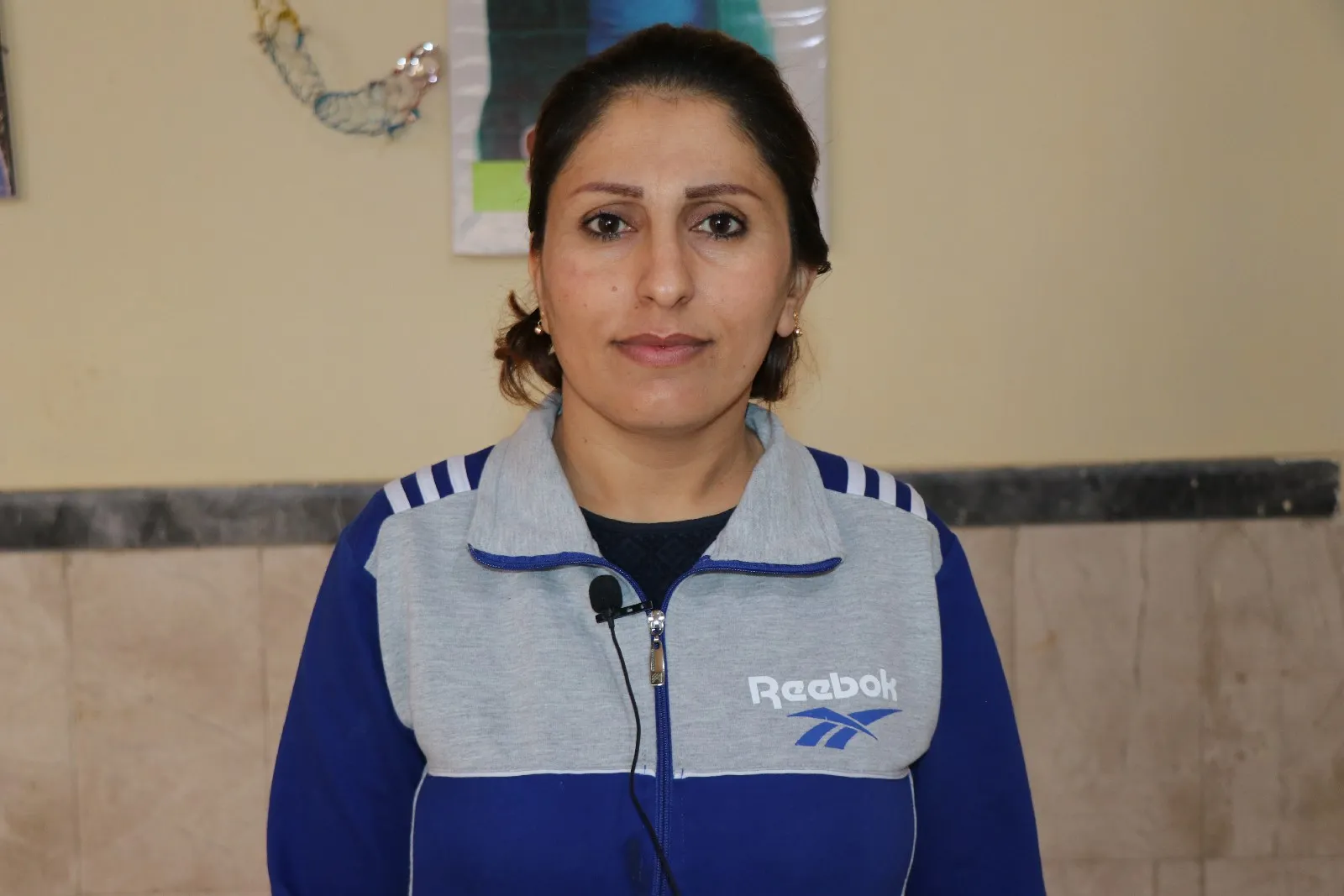 Dibistana Şehîd Qehreman Efrîn a Kurdî pêwîstiyên xwendekaran cih tîne