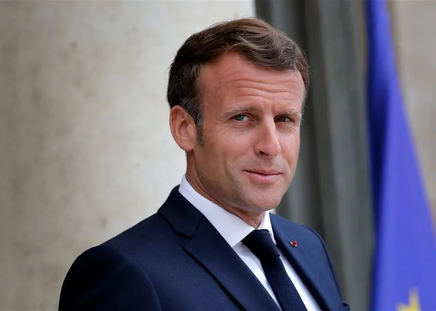 Macron: Ez ê vegerim Lubnanê da ku zextê li çîna siyasî bikim