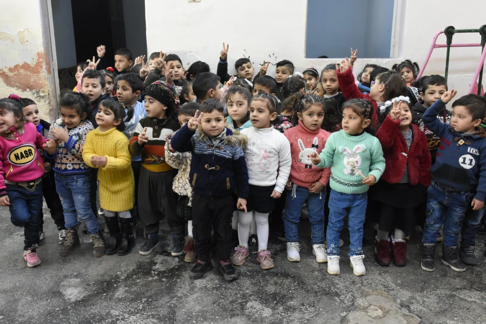 Li Helebê pêşengeha tabloyên zarokên şehîdan