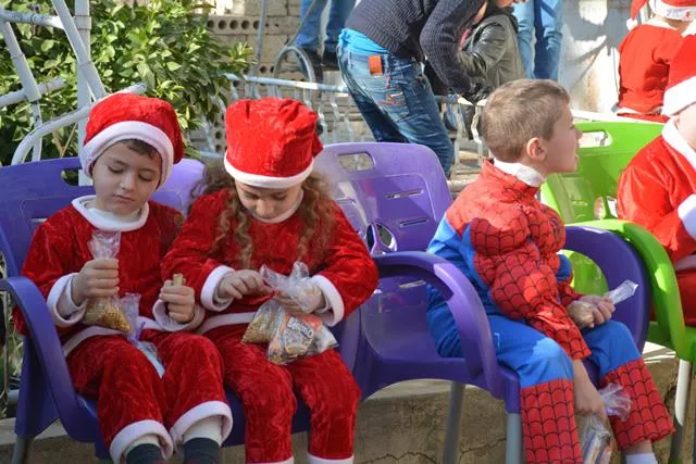 Zarokên Tirbespiyê cejna Barbara pîroz kirin