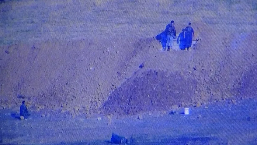 PDK ji bo planên nû hêz û çekên giran li ser sînorê Rojava-Başûr bi cih dike