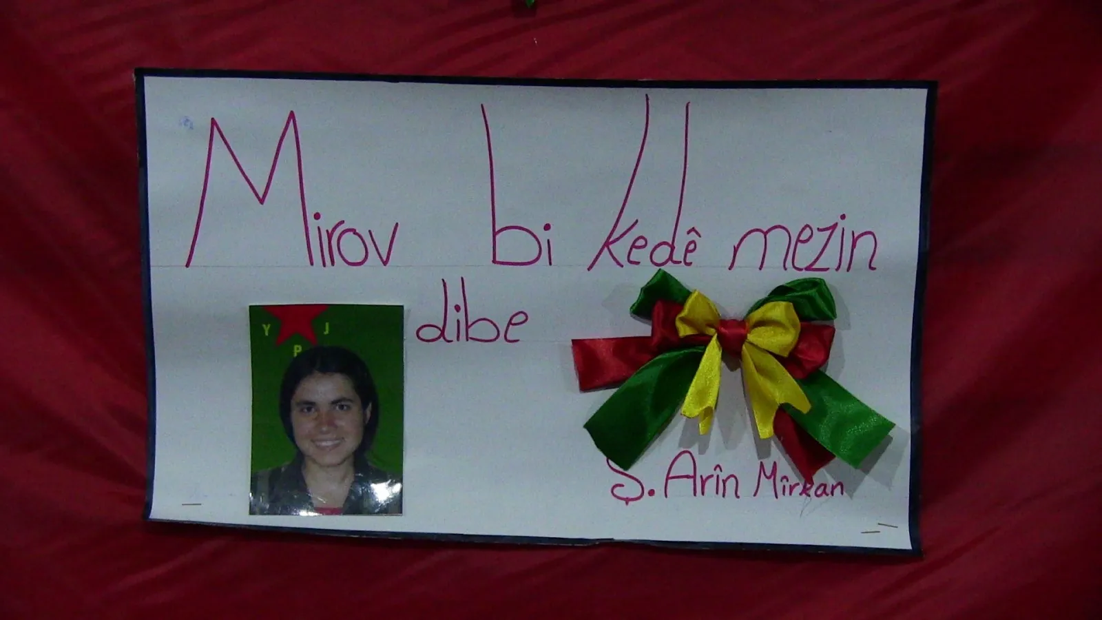 Zarokên şehîdan pêşangeheke gotinên şehîdan û Ocalan organîze kir