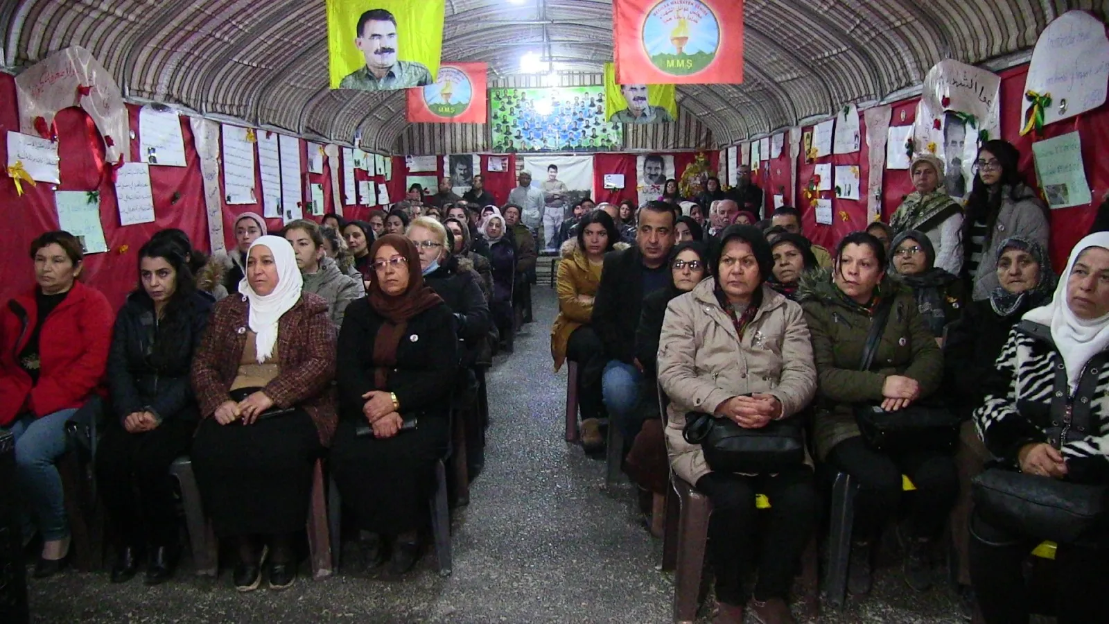 Zarokên şehîdan pêşangeheke gotinên şehîdan û Ocalan organîze kir