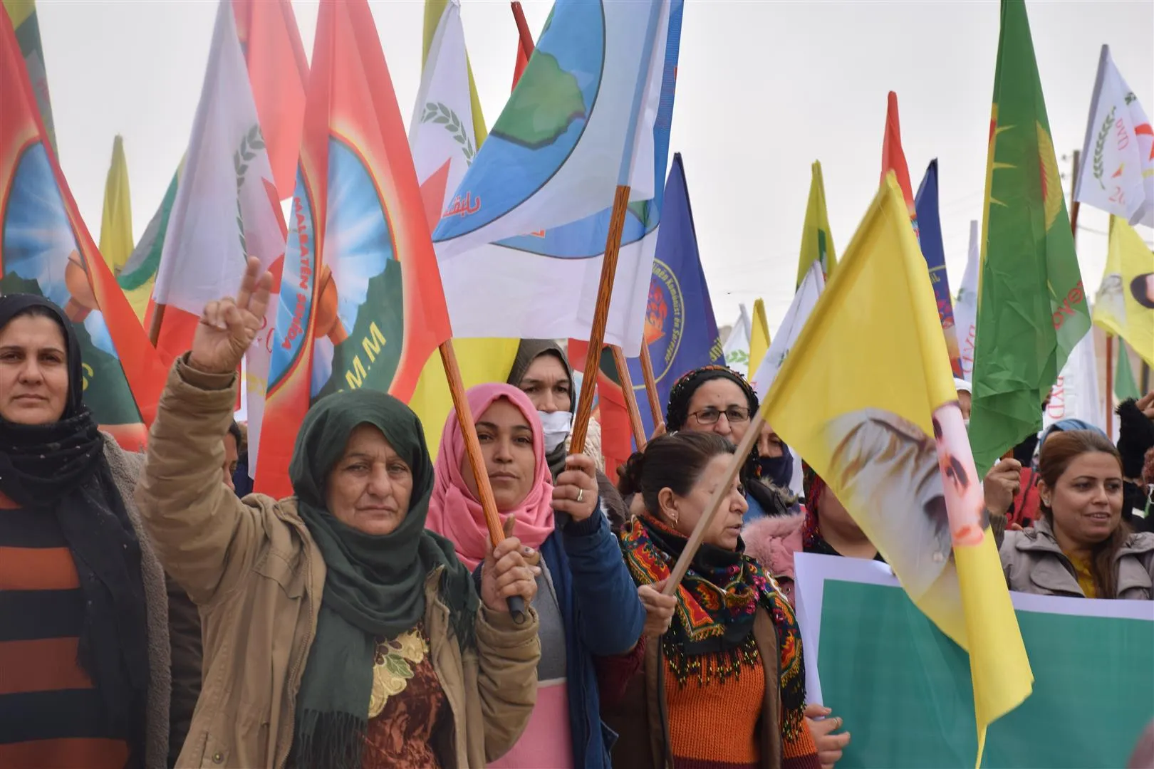 'Tişta li Şengalê diqewime, komployeke qirêjî ye'