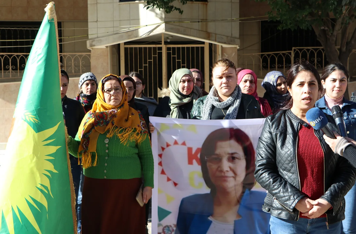 Kongreya Star: Em ê li hemberî binpêkirina mafên jinan berxwedanê bilind bikin