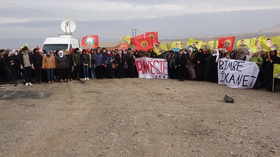 Dayikên gerîla: Êrişan rawestînin û li pey planên dewleta Tirk nekevin