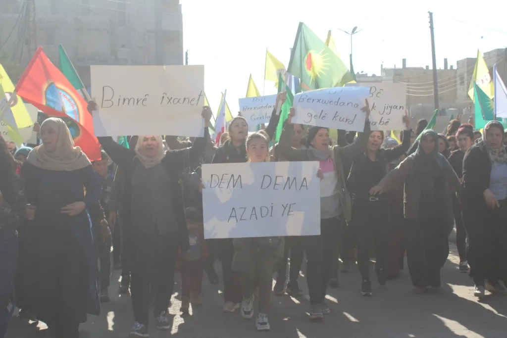 Şêniyên Kobanê êrişa PDK’ê ya li dijî gerîla şermezar kir
