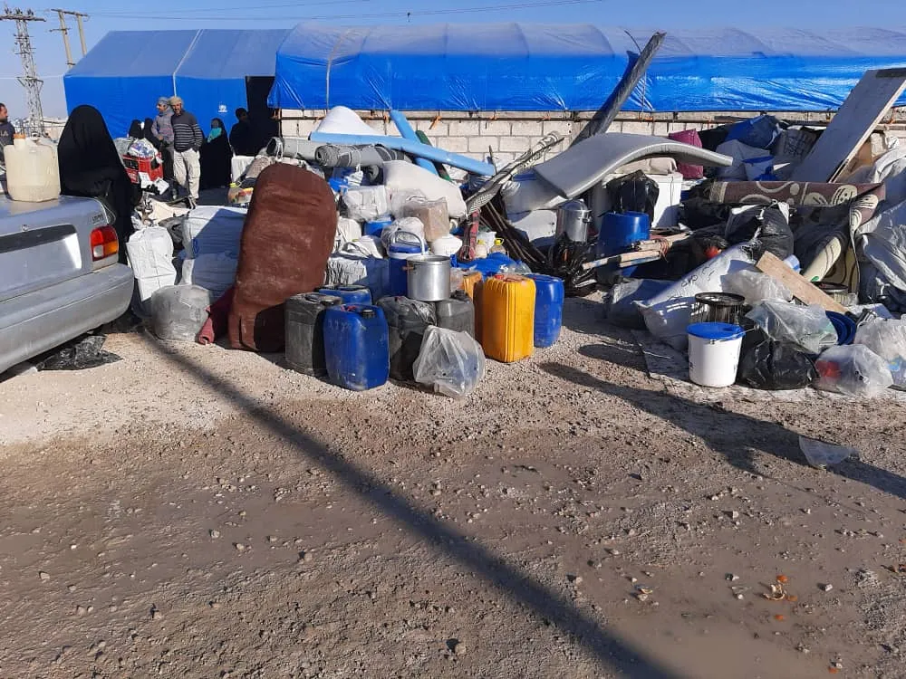 Koçberên ji Reqa, Tebqa û Holê vedigerin bajarên xwe