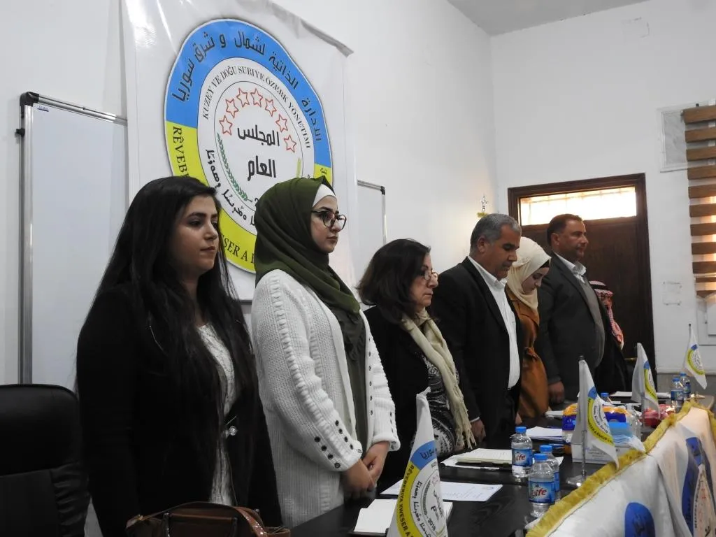 Meclisa Giştî ya Rêveberiya Xweser hin guhertin di meclisên xwe yên herêman de çêkirin