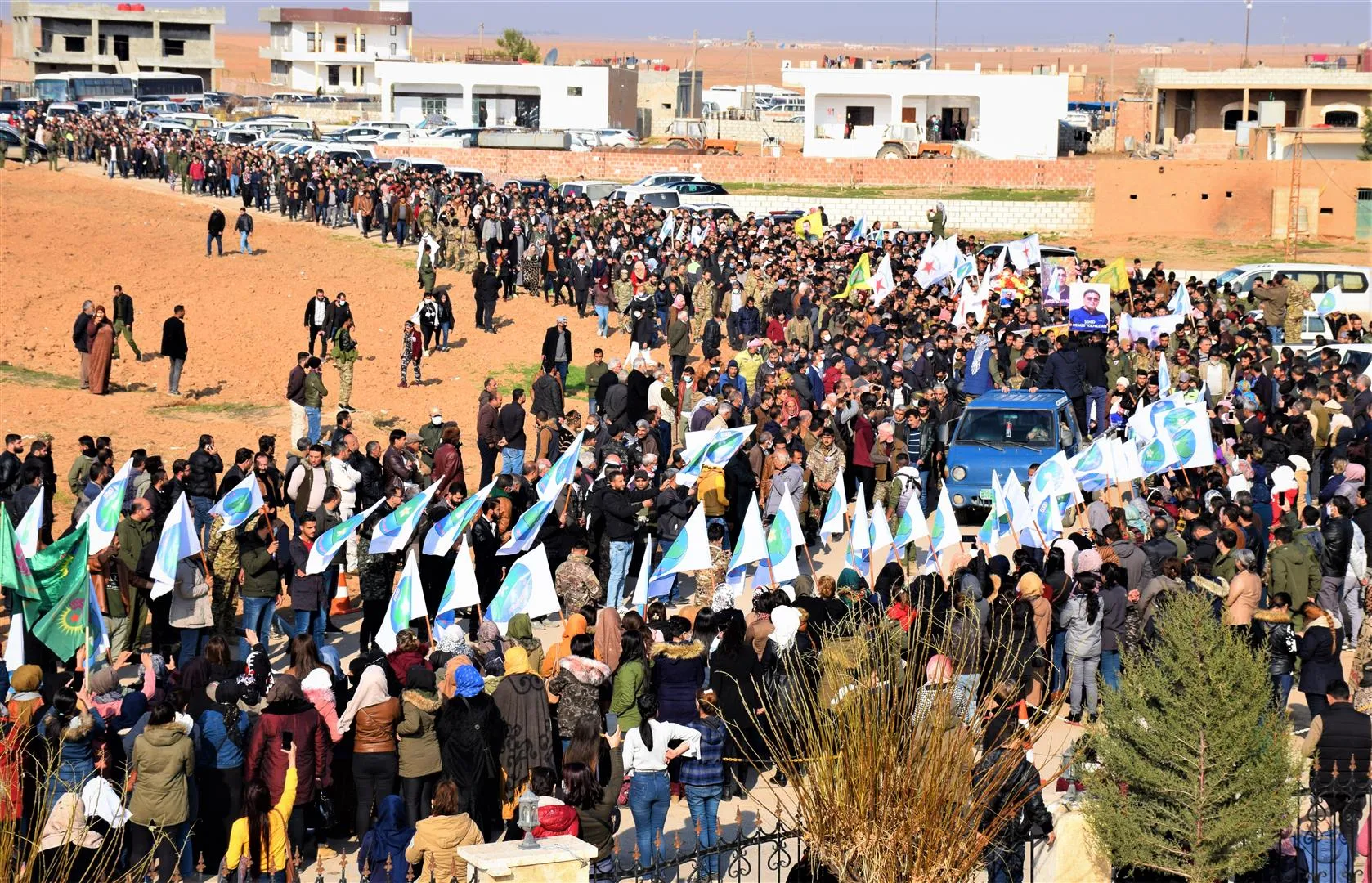 ​​​​​​​Şehîd Hemze Tolhildan bi merasîmekî bi heybet hat oxirkirin