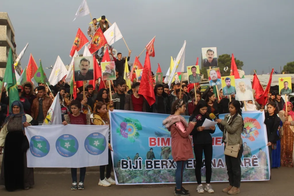 ​​​​​​​Ciwanên Firat û Efrînê êrişa PDK’ê ya li dijî gerîlayan şermezar kir