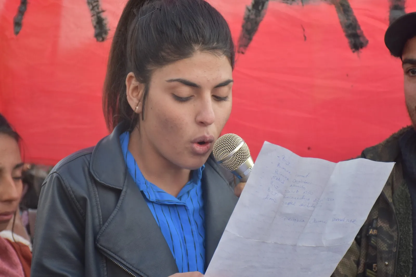 Xwendekarên Efrînê êrişên li ser Eyn Îsayê şermezar kirin