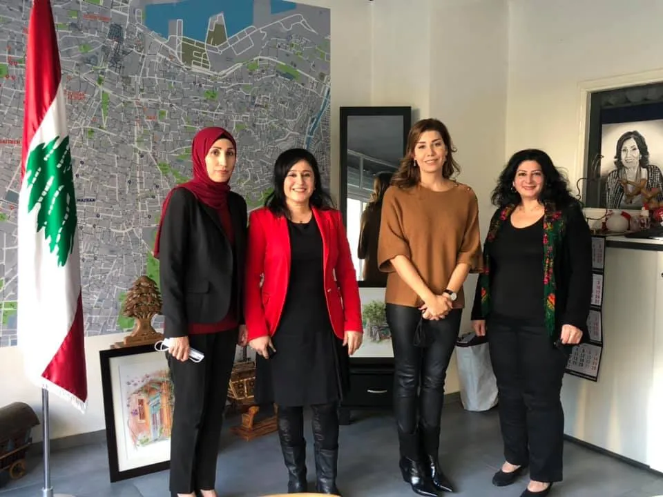 Parlamentereke lubnanî banga azadiya Leyla Guven kir