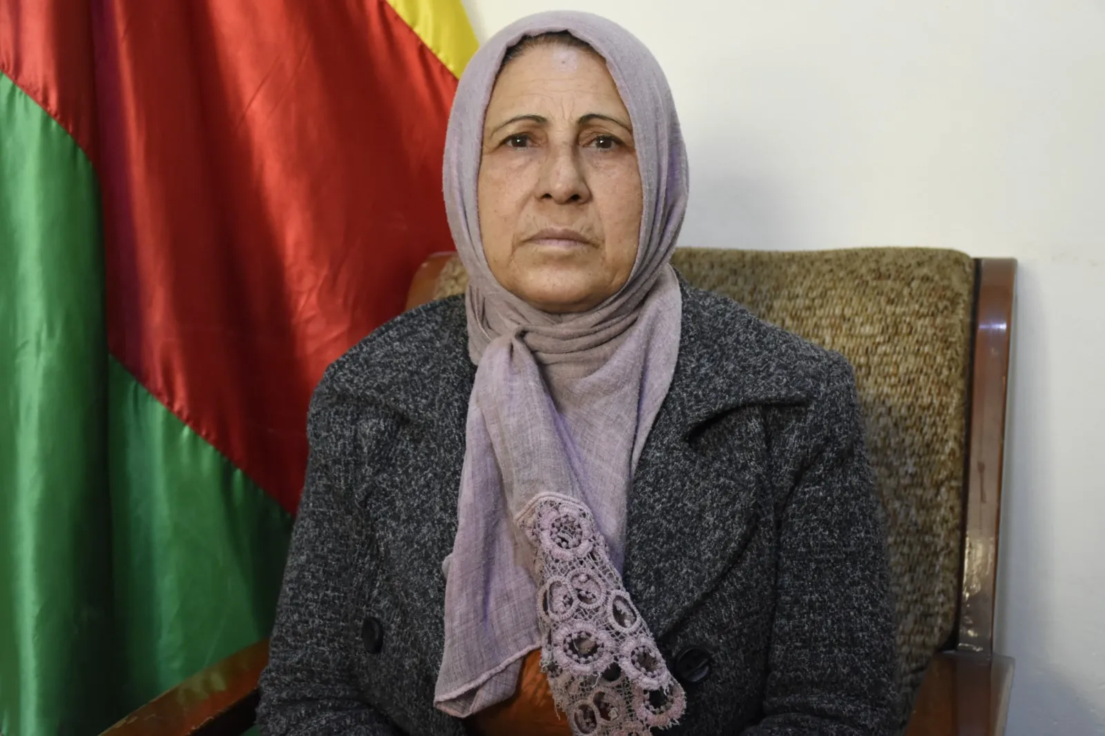 Civakeke birêxistinkirî misogeriya jiyana komînal e