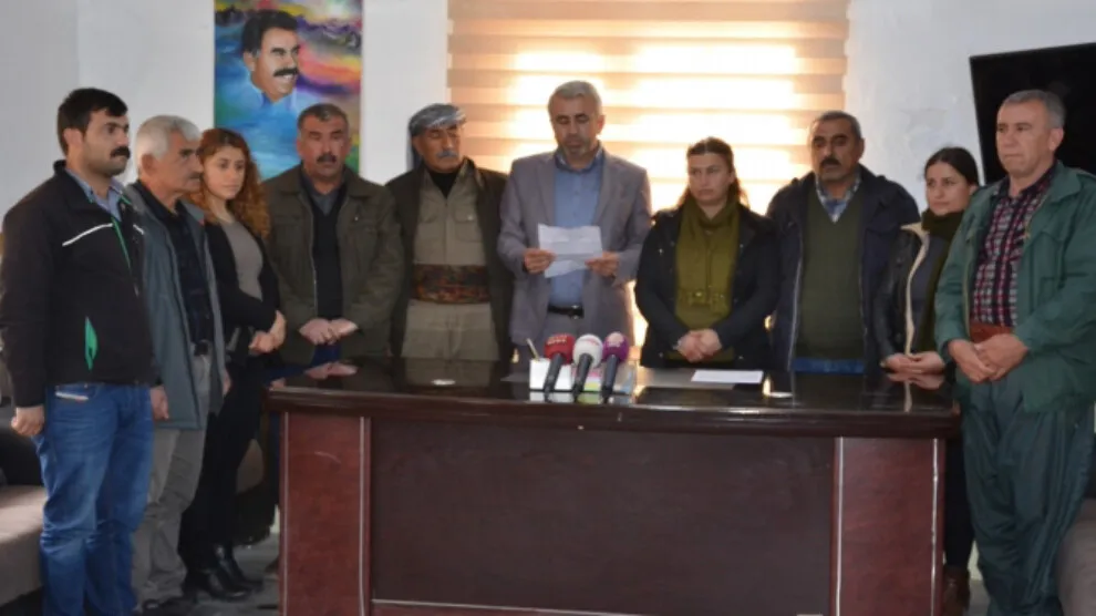 Meclîsa Gel a Mexmûrê nêzîkatiyên PDK’ê bi daxuyaniyekê şermezar kirin