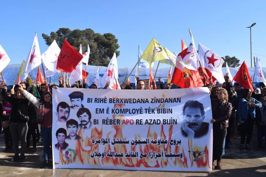 Çalakiya greva birçîbûnê ya li Kobanê di roja 2'yemîn de ye