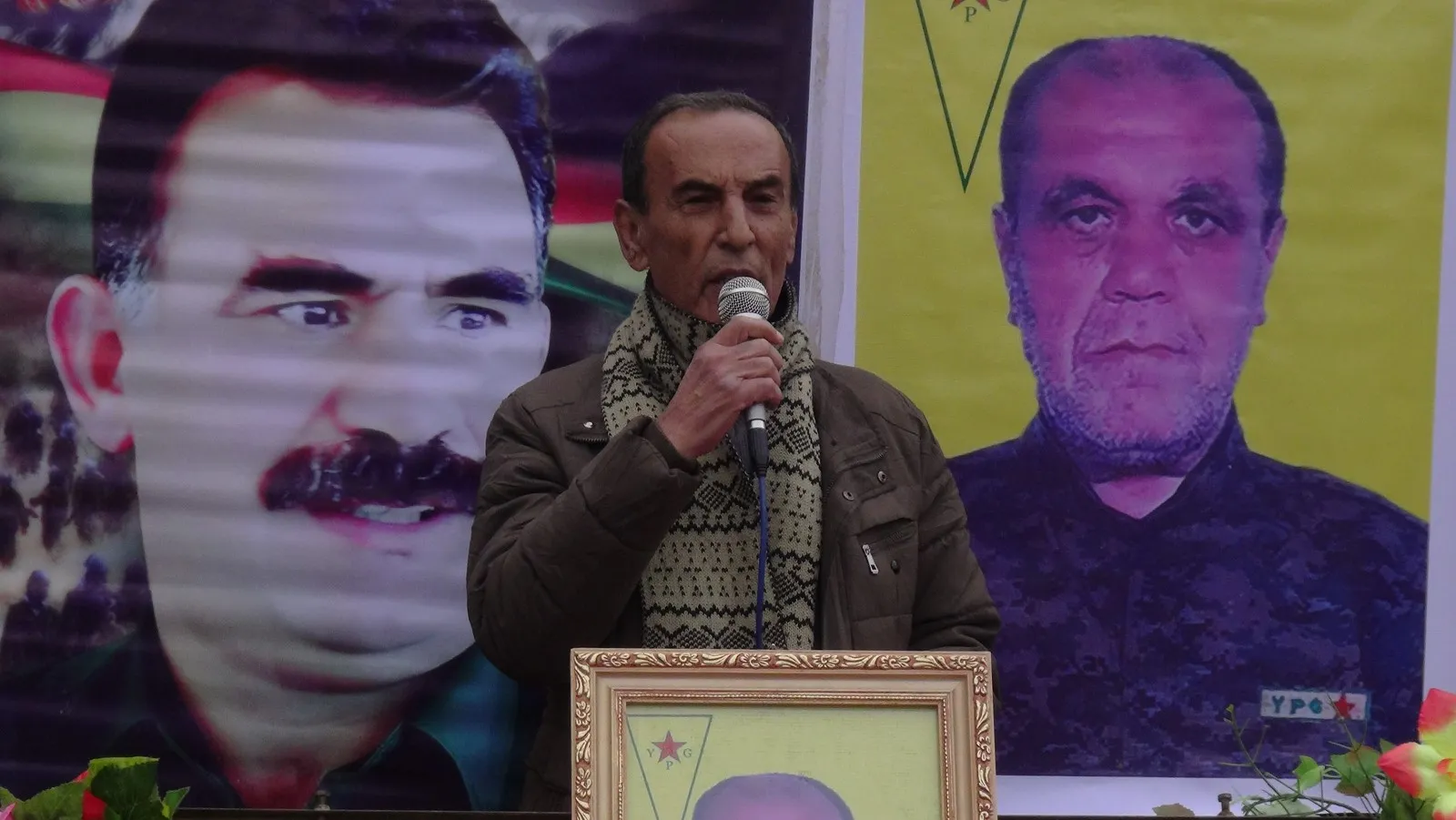 Koçberên Efrînê û şêniyên Şehbayê sersaxî ji malbata şehîd Xalid Reşîd re xwest
